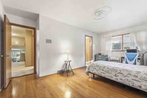 Tiny photo for 1920 Koehler Drive, Des Plaines, IL 60018 (MLS # 12662251)