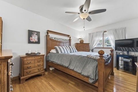 Tiny photo for 1920 Koehler Drive, Des Plaines, IL 60018 (MLS # 12662251)