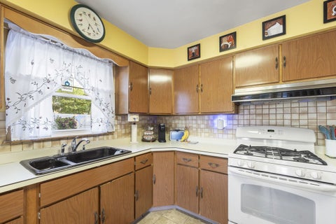 Tiny photo for 1920 Koehler Drive, Des Plaines, IL 60018 (MLS # 12662251)