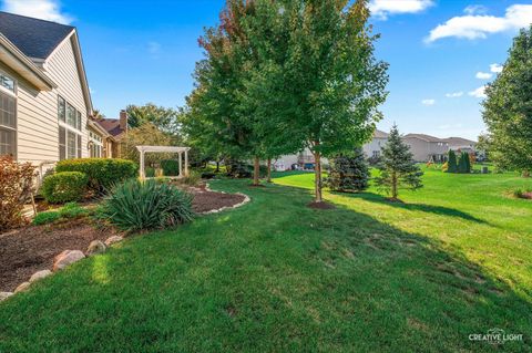 Tiny photo for 2045 Bartram Road, North Aurora, IL 60542 (MLS # 12473522)