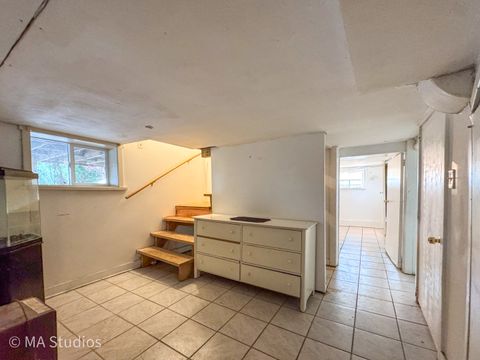 Tiny photo for 8S057 S Vine Street, Burr Ridge, IL 60527 (MLS # 12515356)