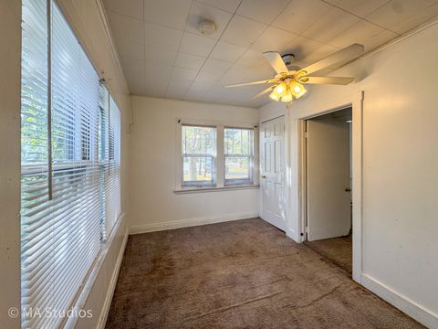 Tiny photo for 8S057 S Vine Street, Burr Ridge, IL 60527 (MLS # 12515356)