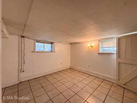 Tiny photo for 8S057 S Vine Street, Burr Ridge, IL 60527 (MLS # 12515356)