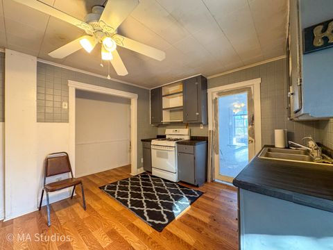 Tiny photo for 8S057 S Vine Street, Burr Ridge, IL 60527 (MLS # 12515356)