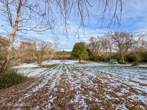 Tiny photo for 8S057 S Vine Street, Burr Ridge, IL 60527 (MLS # 12515356)