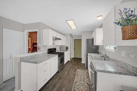 Tiny photo for 15903 W Iroquois Drive, Lockport, IL 60441 (MLS # 12595909)