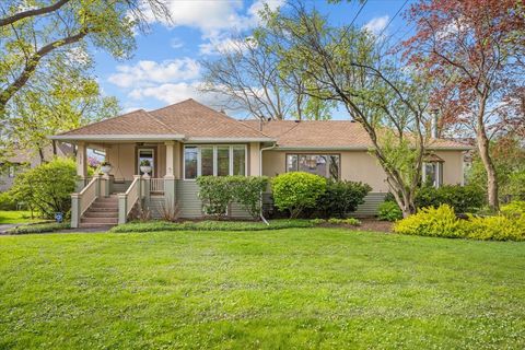Photo of 1515 Rosewood Avenue, Deerfield, IL 60015 (MLS # 12630874)