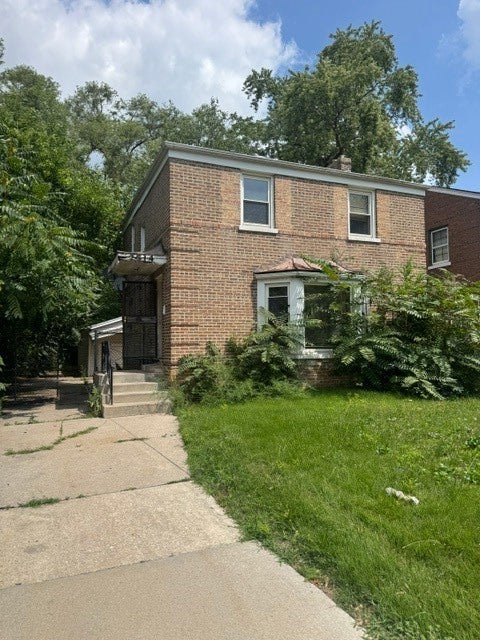 2514 E 97th Street