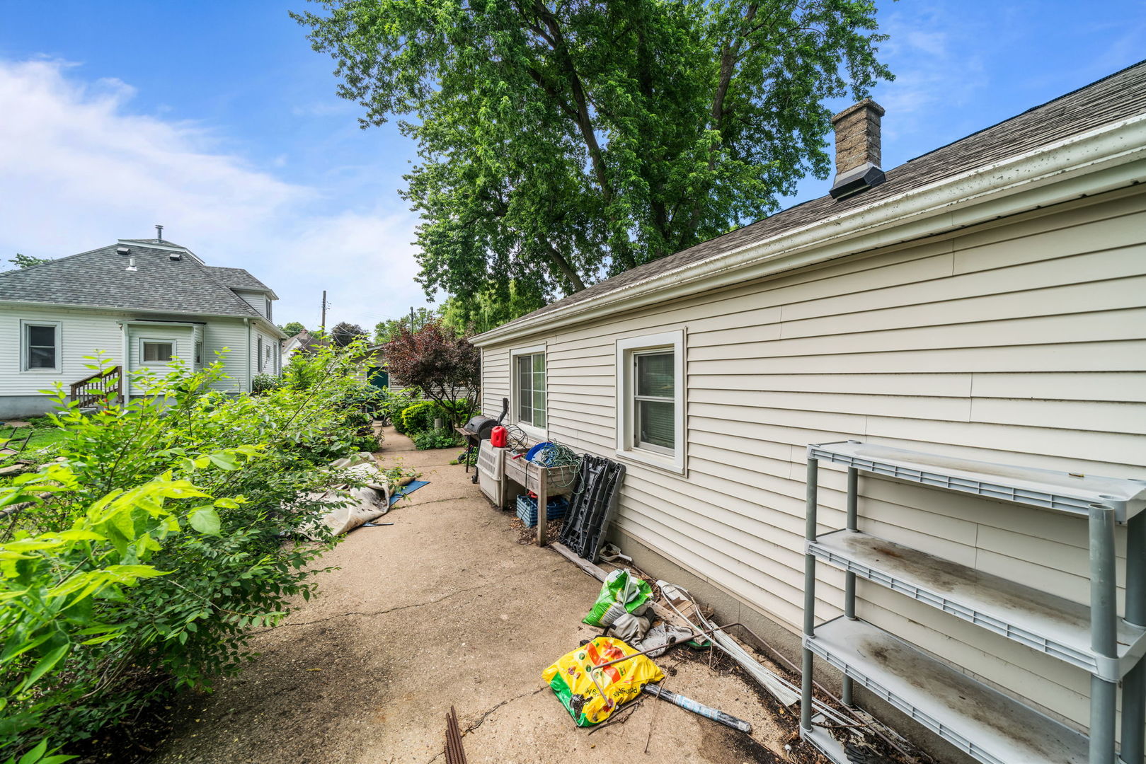 641 Northwestern Avenue