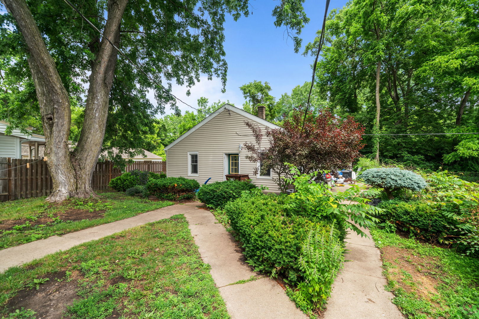 641 Northwestern Avenue