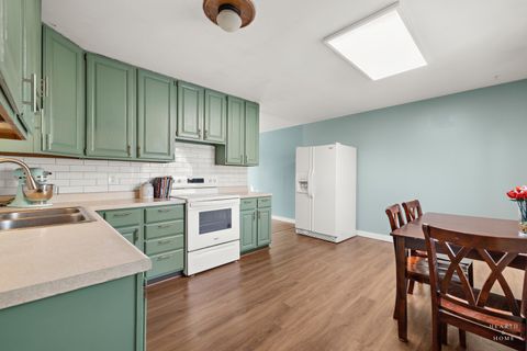 Tiny photo for 1516 9th Avenue, Belvidere, IL 61008 (MLS # 12535561)