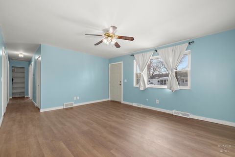 Tiny photo for 1516 9th Avenue, Belvidere, IL 61008 (MLS # 12535561)