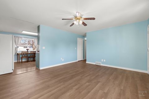 Tiny photo for 1516 9th Avenue, Belvidere, IL 61008 (MLS # 12535561)