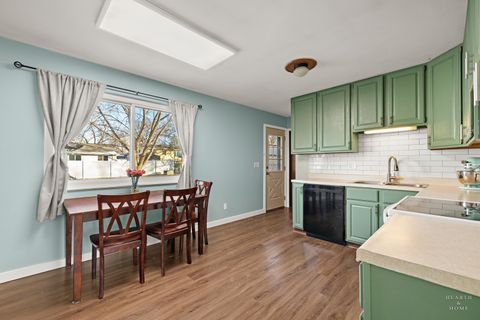 Tiny photo for 1516 9th Avenue, Belvidere, IL 61008 (MLS # 12535561)