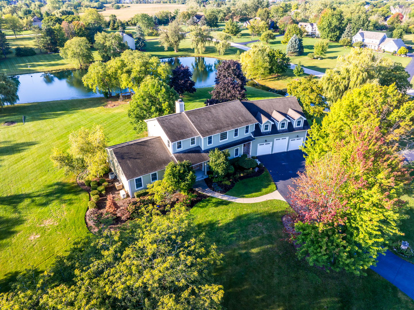 23133 W Bonnyrigg Court