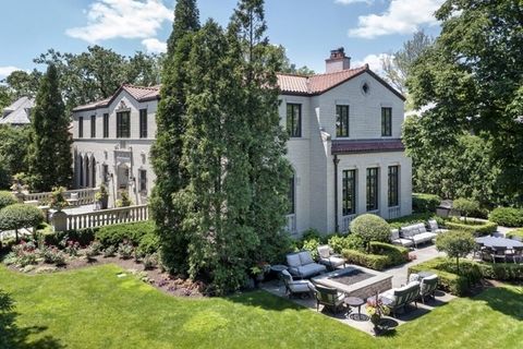 Tiny photo for 145 Oxford Road, Kenilworth, IL 60043 (MLS # 12466590)