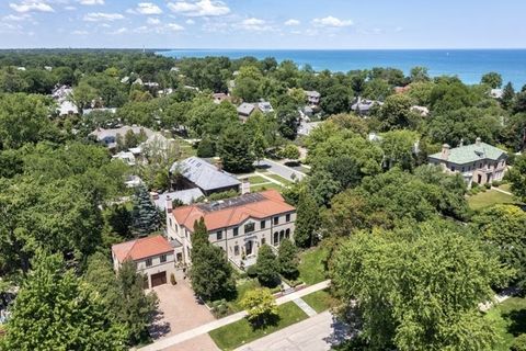 Photo of 145 Oxford Road, Kenilworth, IL 60043 (MLS # 12466590)