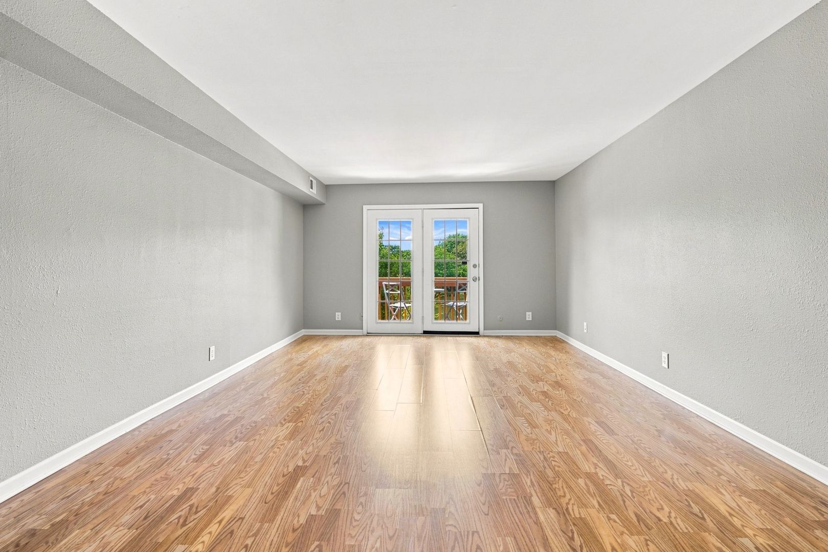 1895 Tall Oaks Drive 3508