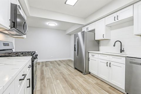 Tiny photo for 8 WILDWOOD Lane #G, Bolingbrook, IL 60440 (MLS # 12524335)