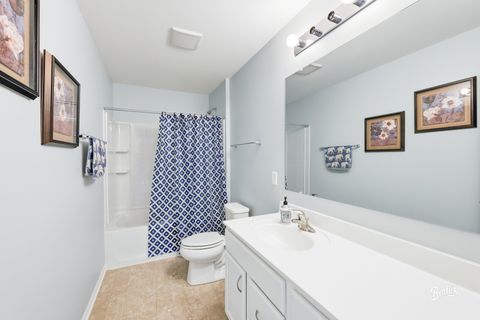 Tiny photo for 1730 Savannah Circle, Mundelein, IL 60060 (MLS # 12501270)