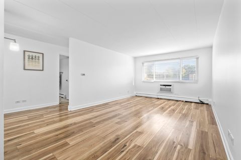 Tiny photo for 2521 N Thatcher Avenue #2i, River Grove, IL 60171 (MLS # 12495122)