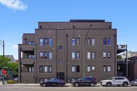 736 N Noble Street 3 Chicago IL 60642