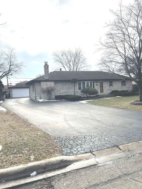 Tiny photo for 7711 W 82nd Street, Bridgeview, IL 60455 (MLS # 12535802)