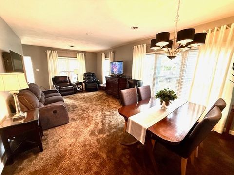 Tiny photo for 515 S Oakland Avenue, Villa Park, IL 60181 (MLS # 12515359)