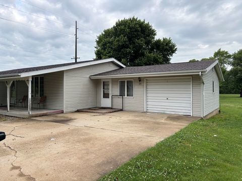 Tiny photo for 375 W Iroquois Street, Sheldon, IL 60966 (MLS # 12671479)