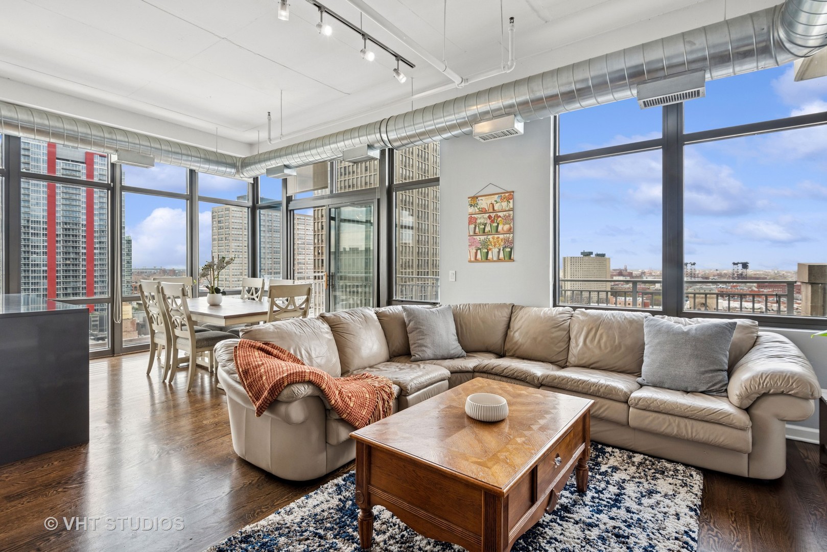 212 E CULLERTON Street PH06