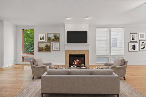 Tiny photo for 1323 E 61st Street, Chicago, IL 60637 (MLS # 12639798)
