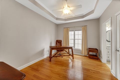 Tiny photo for 502 S Summit Street, Wheaton, IL 60187 (MLS # 12574266)