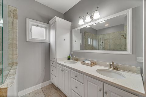 Tiny photo for 502 S Summit Street, Wheaton, IL 60187 (MLS # 12574266)