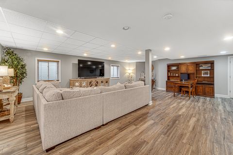 Tiny photo for 502 S Summit Street, Wheaton, IL 60187 (MLS # 12574266)