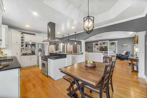 Tiny photo for 502 S Summit Street, Wheaton, IL 60187 (MLS # 12574266)