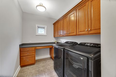 Tiny photo for 502 S Summit Street, Wheaton, IL 60187 (MLS # 12574266)