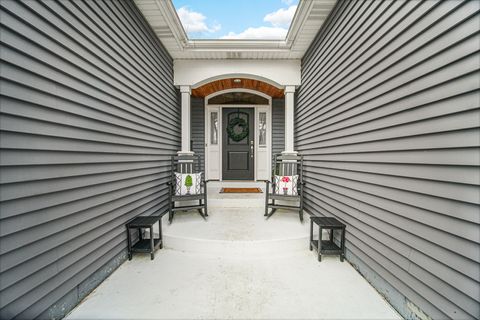 Tiny photo for 502 S Summit Street, Wheaton, IL 60187 (MLS # 12574266)