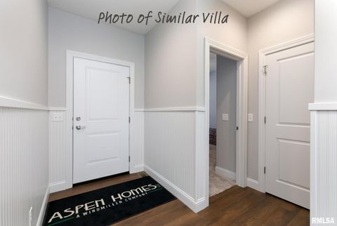 Tiny photo for 4 FRANK Court, Le Claire, IA 52753 (MLS # QC4266101)