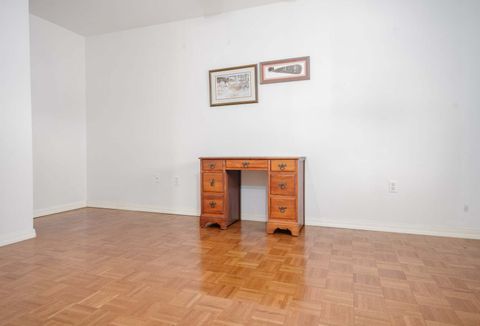 Tiny photo for 111 Hawthorn Estates Road, Salem, IL 62881 (MLS # EB459062)