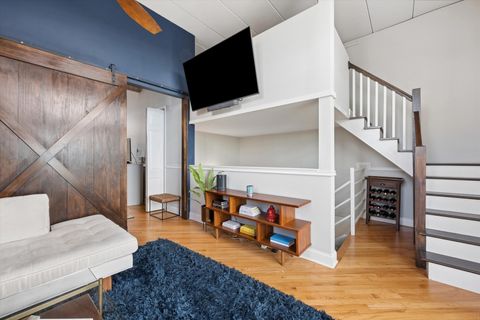 Tiny photo for 2117 W Belmont Avenue #4, Chicago, IL 60618 (MLS # 12607885)