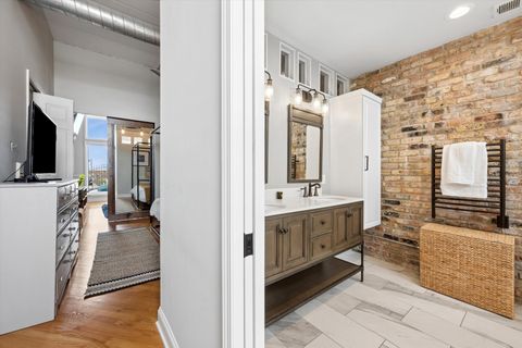 Tiny photo for 2117 W Belmont Avenue #4, Chicago, IL 60618 (MLS # 12607885)