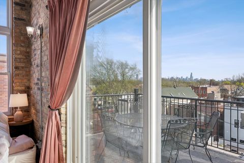 Tiny photo for 2117 W Belmont Avenue #4, Chicago, IL 60618 (MLS # 12607885)