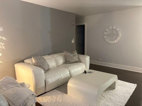 Tiny photo for 1057 Carpenter Court, Elk Grove Village, IL 60007 (MLS # 12590959)