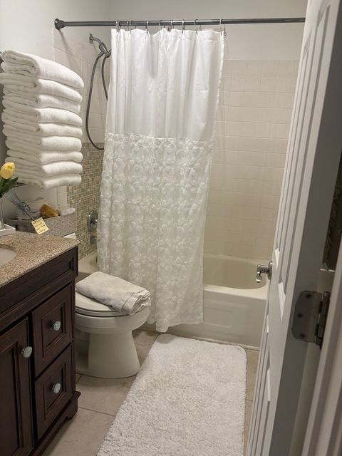 Tiny photo for 1057 Carpenter Court, Elk Grove Village, IL 60007 (MLS # 12590959)