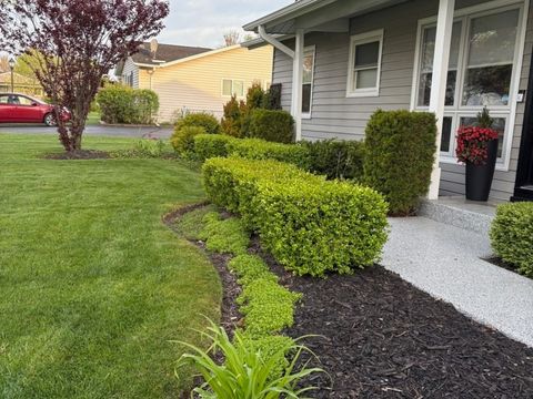 Tiny photo for 1057 Carpenter Court, Elk Grove Village, IL 60007 (MLS # 12590959)