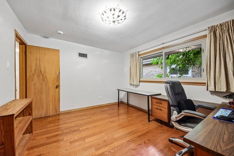 Tiny photo for 6535 18th Street, Berwyn, IL 60402 (MLS # 12761272)