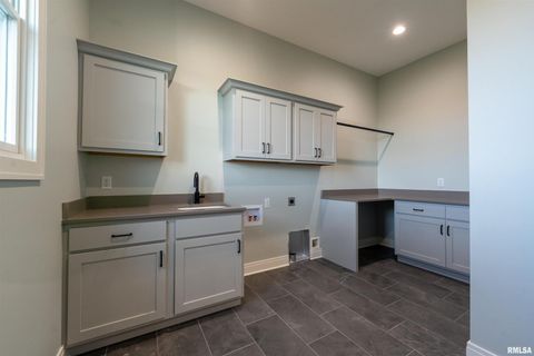 Tiny photo for 6830 Wilderness Pointe Drive, Bettendorf, IA 52722 (MLS # QC4269785)