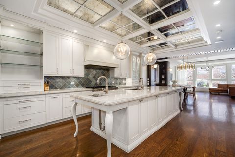 Tiny photo for 2054 N Mohawk Street, Chicago, IL 60614 (MLS # 12362778)