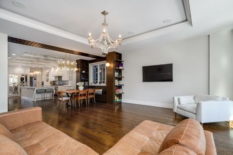 Tiny photo for 2054 N Mohawk Street, Chicago, IL 60614 (MLS # 12362778)