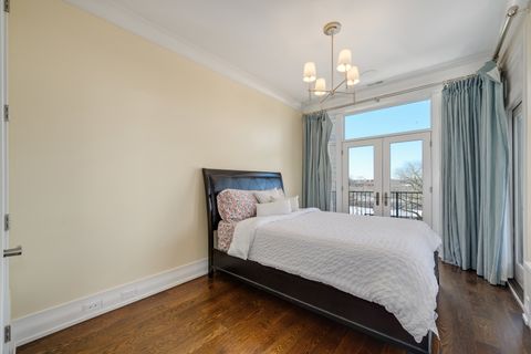 Tiny photo for 2054 N Mohawk Street, Chicago, IL 60614 (MLS # 12362778)